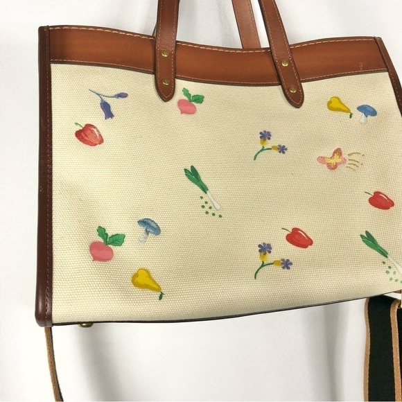 Coach Field Tote 30 Garden Floral Embroidery Shoulder Bag